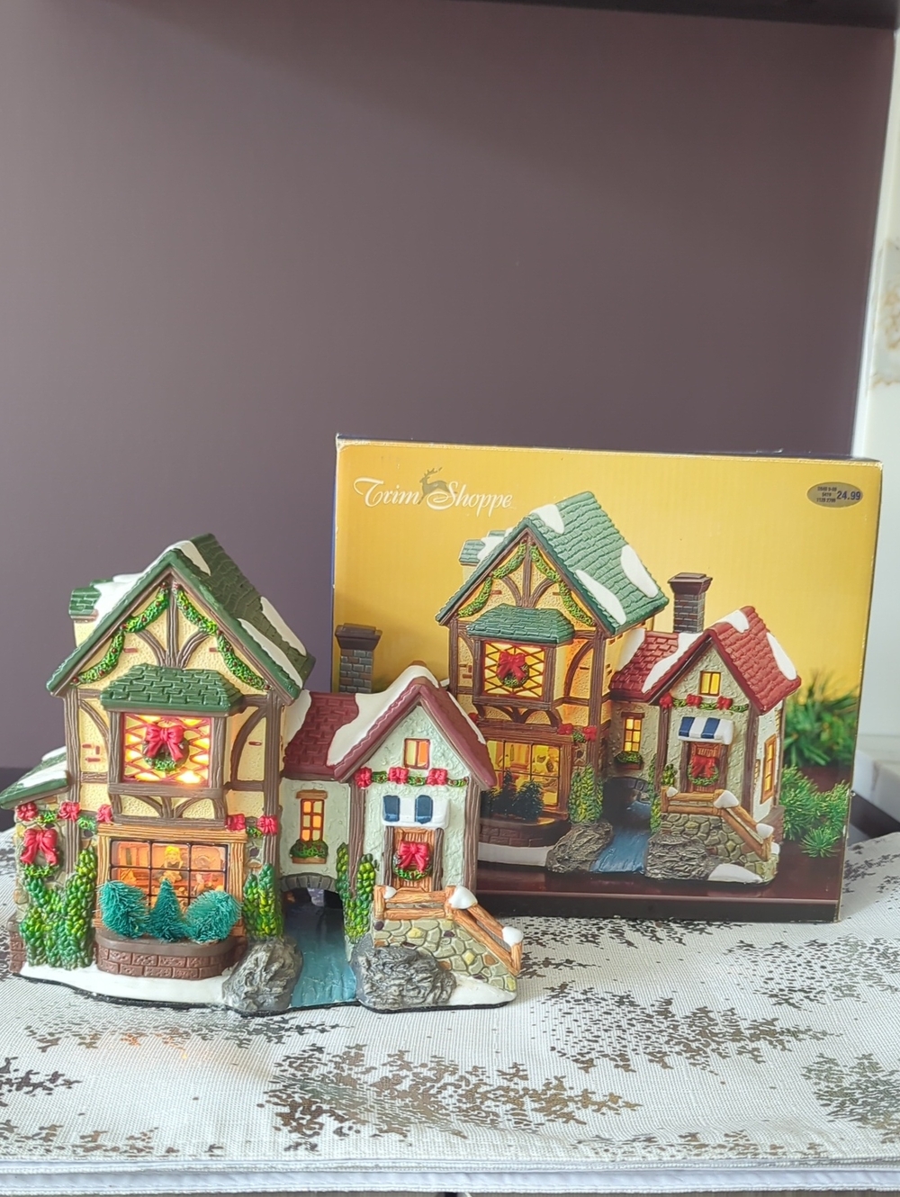 Mulberry Tavern Inn Interior Window Scene Christmas Village House Building